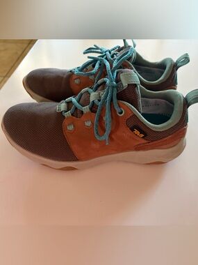 Teva Brown and Teal Outdoor Lifestyle Sneakers hiking waterproof shoes